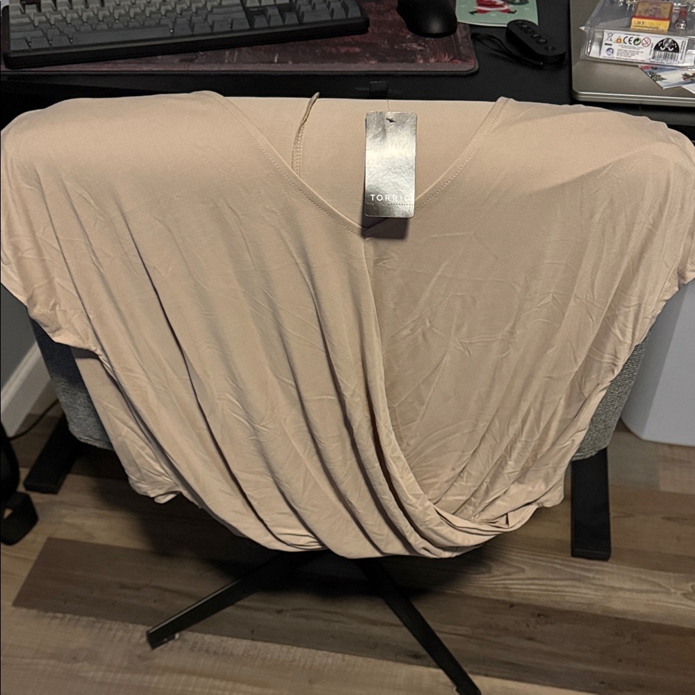TORRID Women's Cream Blouse
